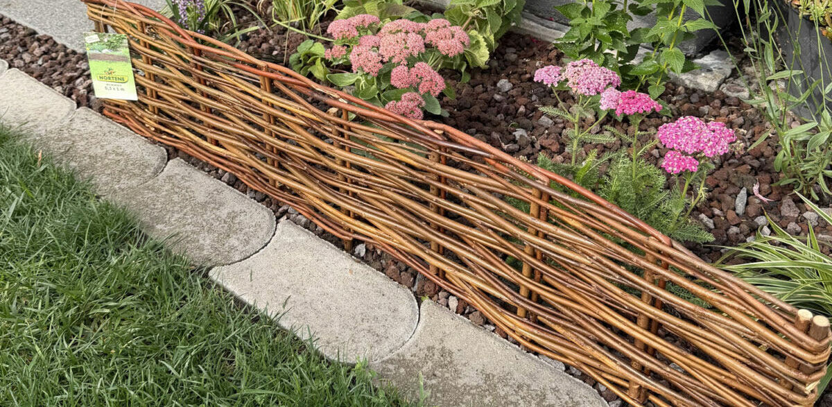 Fonott ágyásszegély