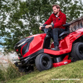 Kép 7/12 - AL-KO T22-105.4 HDD-A V2 benzines fűnyíró traktor, 708ccm, 9.1kW, 103cm