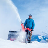 Kép 2/6 - AL-KO SnowLine 700 E benzinmotoros hómaró, 7.8kW, 70cm