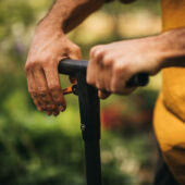 Kép 5/6 - Fiskars Ergo álló palántázó