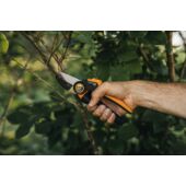 Kép 2/3 - Fiskars X-series™ metszőolló, rávágó P941 1