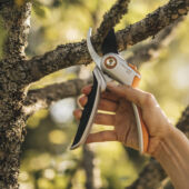Kép 6/6 - Fiskars Plus™ Metal metszőolló, mellévágó P531