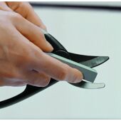 Kép 8/8 - Fiskars Ujjvédő metszőolló P44