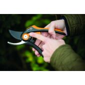Kép 3/7 - Fiskars SmartFit™ metszőolló P68