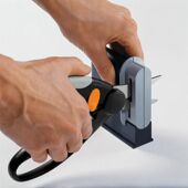 Kép 3/4 - Fiskars Ujjvédő kerti olló SP45