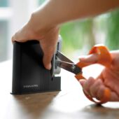 Kép 2/4 - Fiskars Clip-Sharp™ ollóélező 1