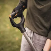 Kép 7/9 - Fiskars Ergonomic™ lapát 131 cm