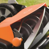 Kép 13/13 - Fiskars StaySharp™ Max kézi fűnyíró, 60 cm