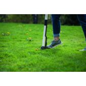 Kép 11/18 - FiskarsWhite gyomkiszedő