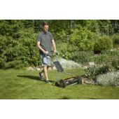 Kép 5/6 - Fiskars StaySharp™ Plus kézi fűnyíró, 61 cm