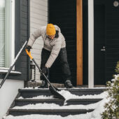 Kép 3/4 - Fiskars Solid hólapát, 131cm