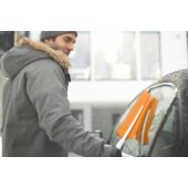 Kép 9/10 - Fiskars SnowXpert kefe és jégkaparó