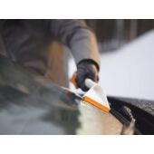 Kép 10/10 - Fiskars SnowXpert kefe és jégkaparó