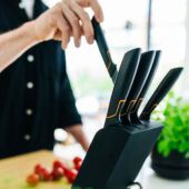 Kép 9/9 - Fiskars késblokk 5 db késsel