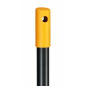 Kép 7/14 - Fiskars Solid univerzális kültéri seprű nyéllel (M) méret