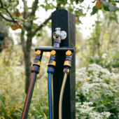 Kép 2/6 - Fiskars Comfort, két utas csatlakozó, (Be/Ki )