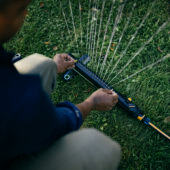 Kép 5/12 - Fiskars X-Series Oszcilláló esőztető (S-M)