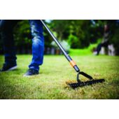 Kép 4/7 - Fiskars QuikFit levegőztető gereblye fej