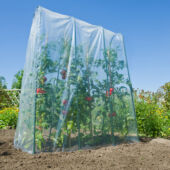Kép 2/2 - Nature termesztőfólia paradicsomokhoz és egyéb kúszó zöldségekhez, 4mx3,50m (70g/m2)