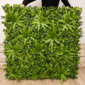 Kép 2/12 - Nortene Vertical Jungle műanyag zöldfal a dzsungel növényeivel (100×100 cm)
