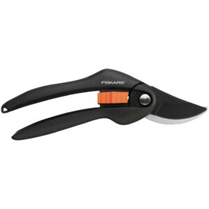 Fiskars SingleStep™ metszőolló P26