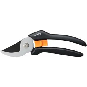 Fiskars Solid™ metszőolló, mellévágó P121