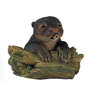 Úszó vidra vízköpő kertitóba