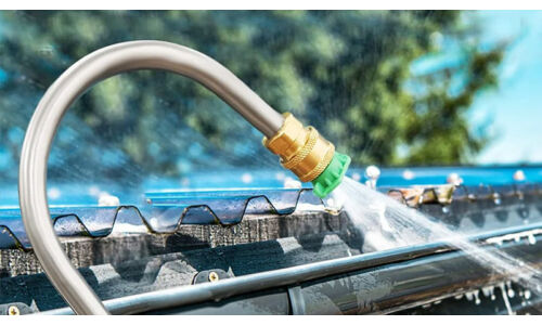 Ereszcsatorna-tisztítás magasnyomású mosóval – adapterek és trükkök