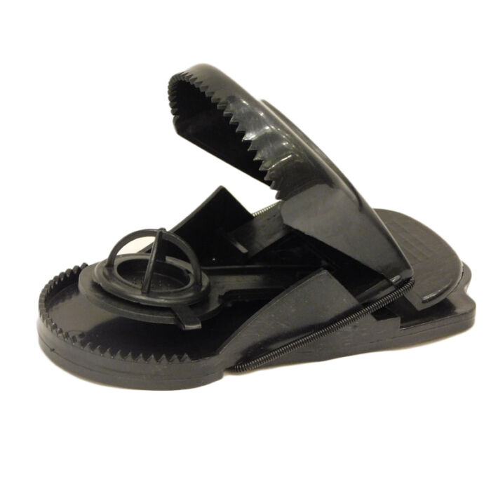 Műanyag egérfogó, acélrugóval ellátva