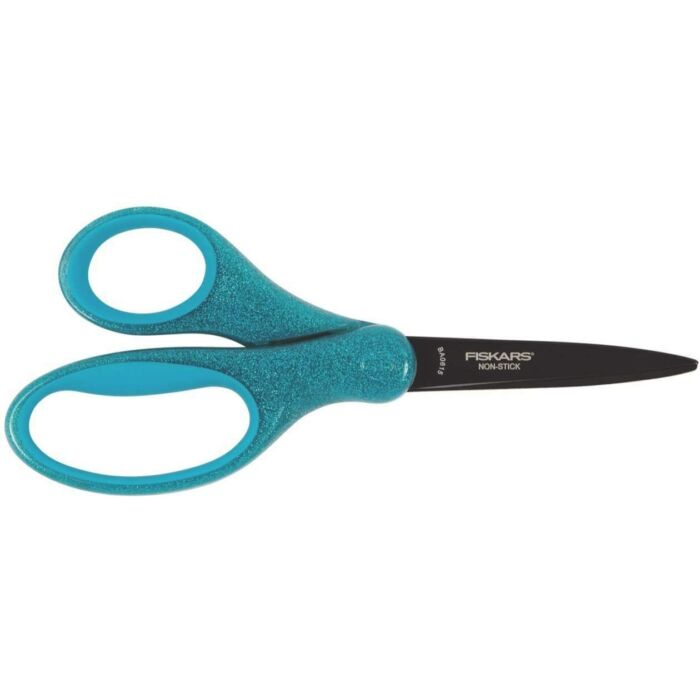Fiskars gyerekolló, kék csillámokkal, 18 cm