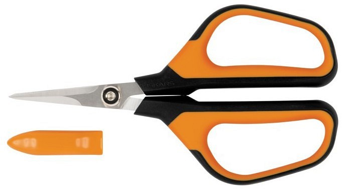 Fiskars Solid SP15 hegyes olló, 18.2cm