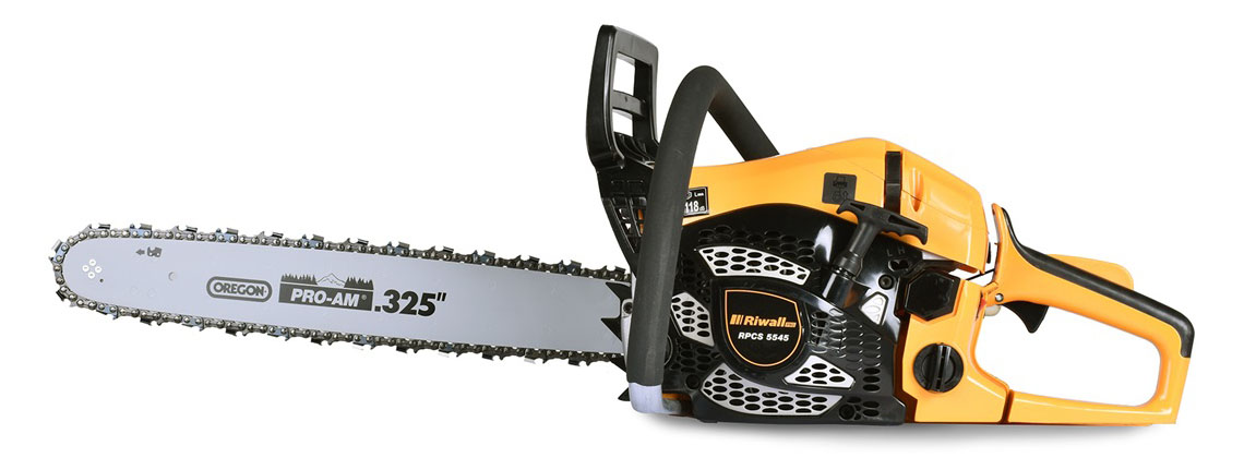 Riwall PRO RPCS 5545 benzinmotoros láncfűrész 54 cm3 motorral „farmer” osztály