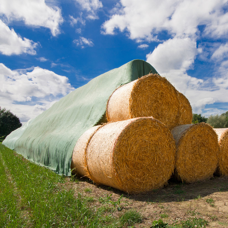 Szalma és szénabála védőtakaró 145 g/m2, 10,4x12,5m